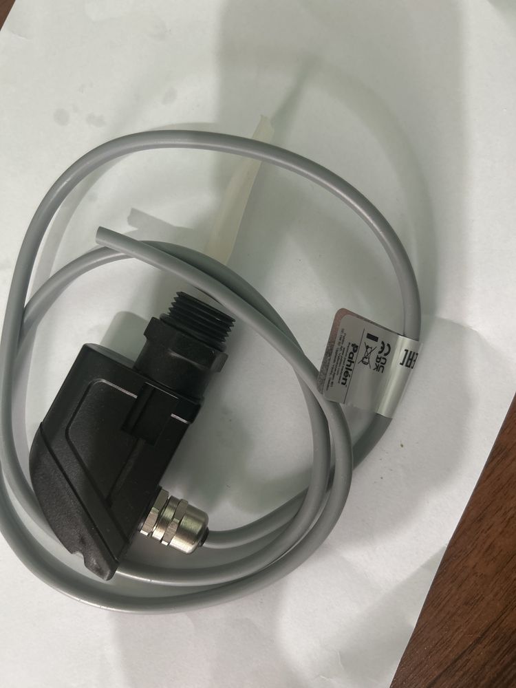 Flow Switch (Переключатель потока) .Flow Switch (Ағын қосқышы)