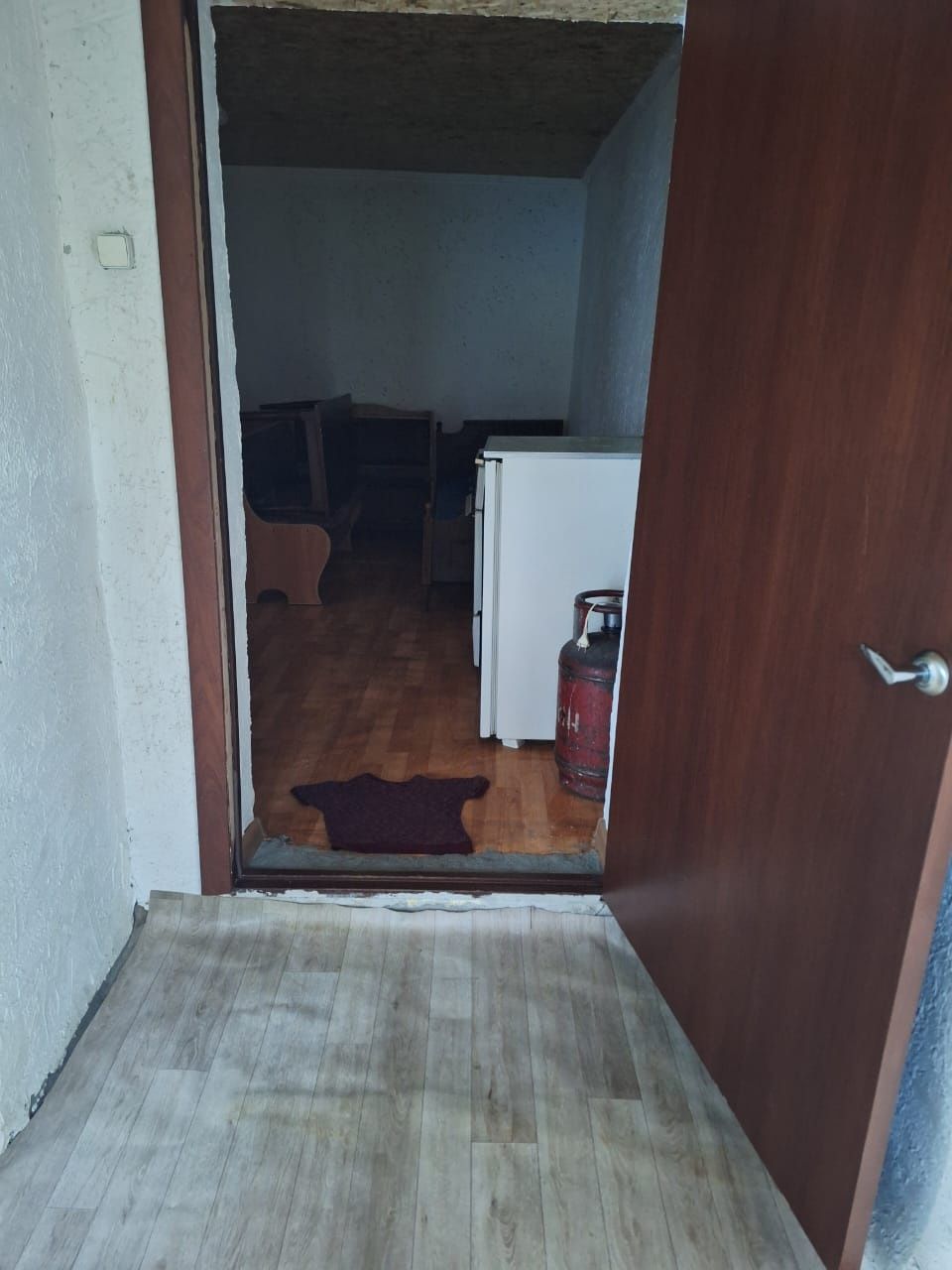 Сдам времянку из 2-х комнат.