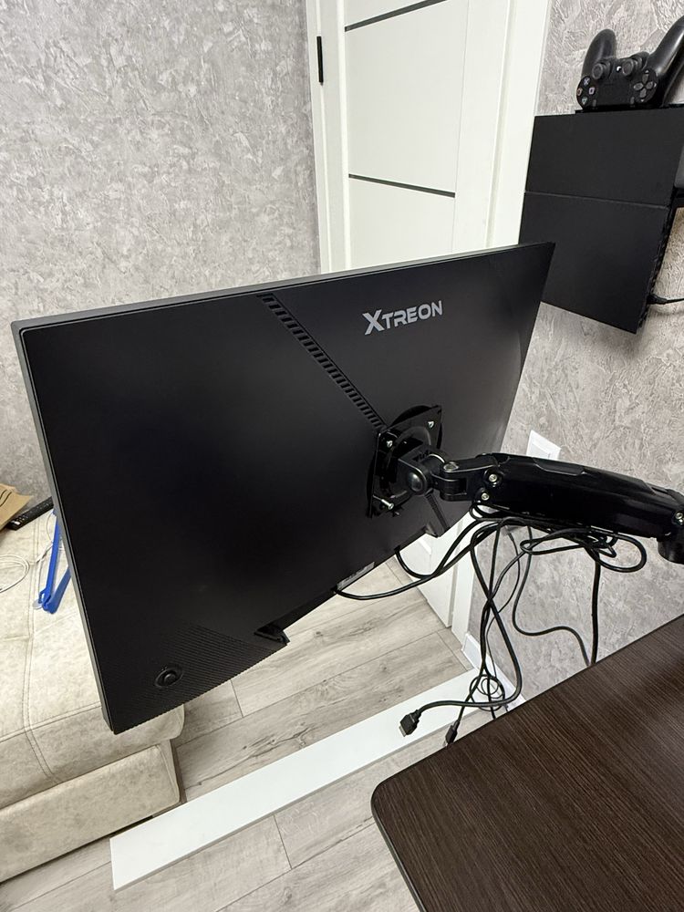 Продам Монитор XTREON XT3266QP черный