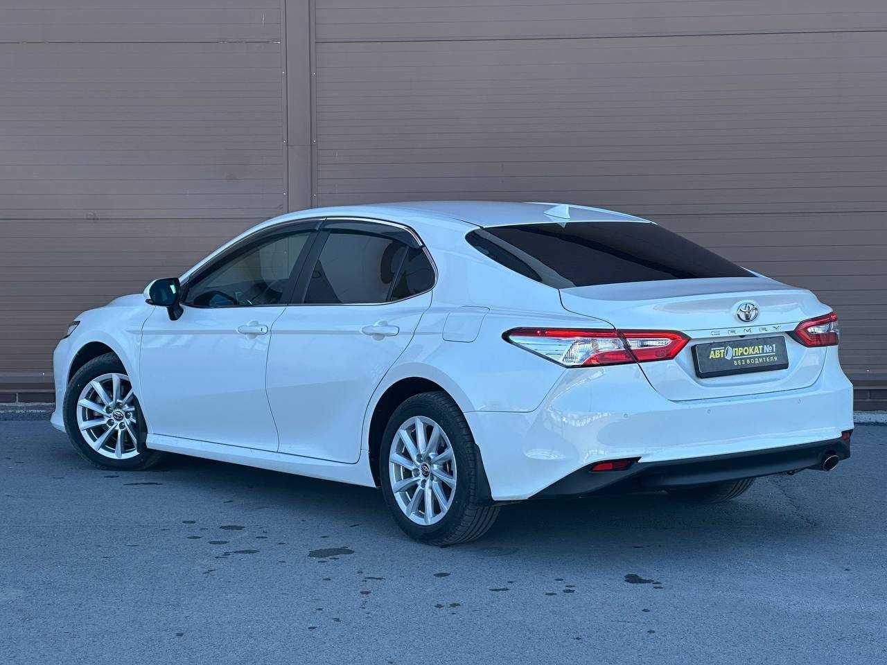 Toyota Camry 75 БЕЗ ВОДИТЕЛЯ. Прокат авто. Аренда авто. Аренда машин.