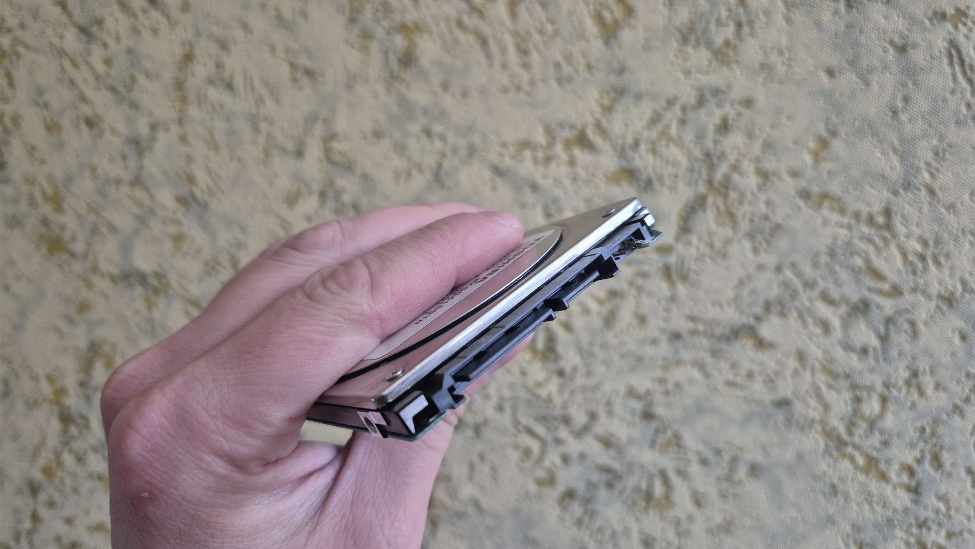 Жесткий диск на ноутбук на 500GB TOSHIBA новый *