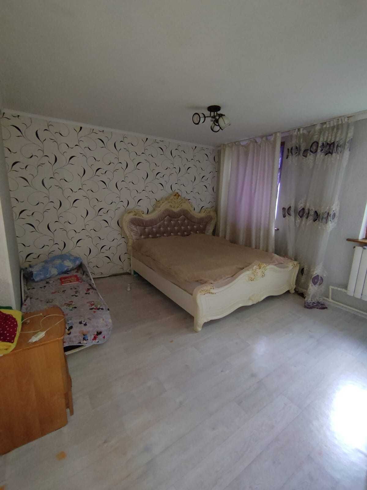 Продам 8 ком дом, район Софии!