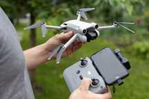 Продам дрон dji mini 3 pro