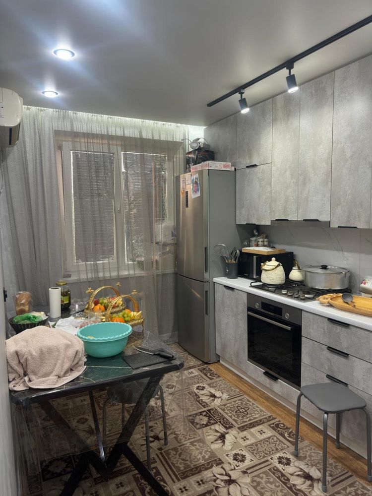 Продам 3 х ком кв