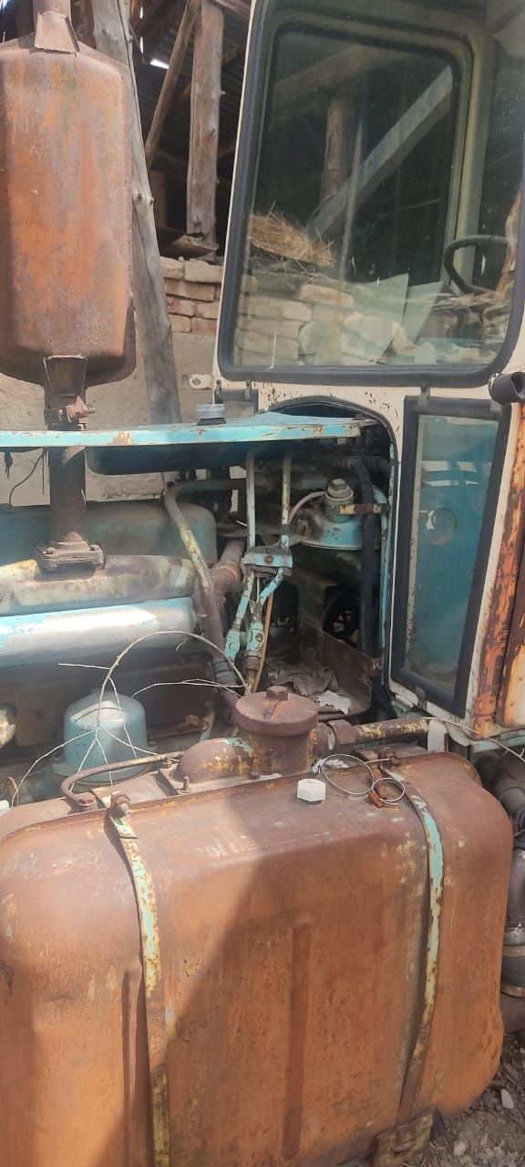 ЮМЗ 6Кл 1990 Трактор  Экскаватор