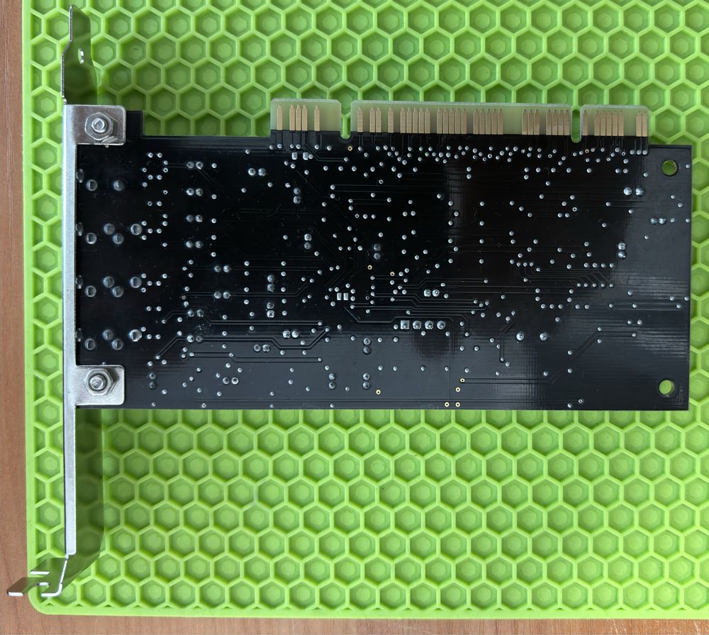 Звуковая карта Creative Sound Blaster SB0680