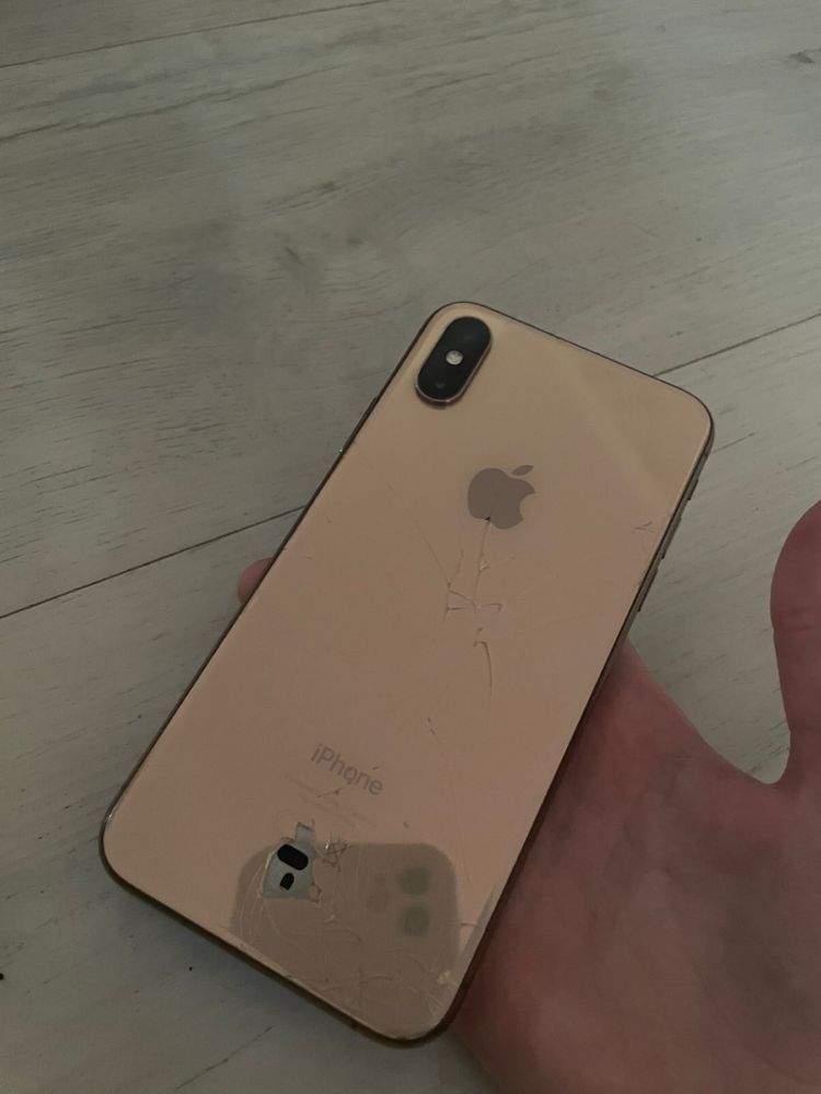 Продам iphone XS срочно!!!