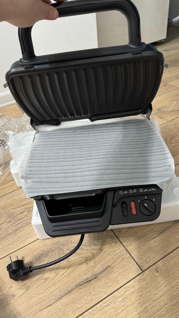 Грильница Tefal НОВЫЙ