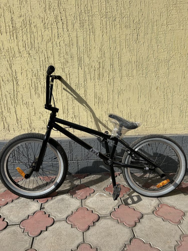 Велосипед BMX новый