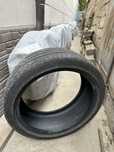 Продается комплект летней резинам BRIDGESTONE 235/40 R19