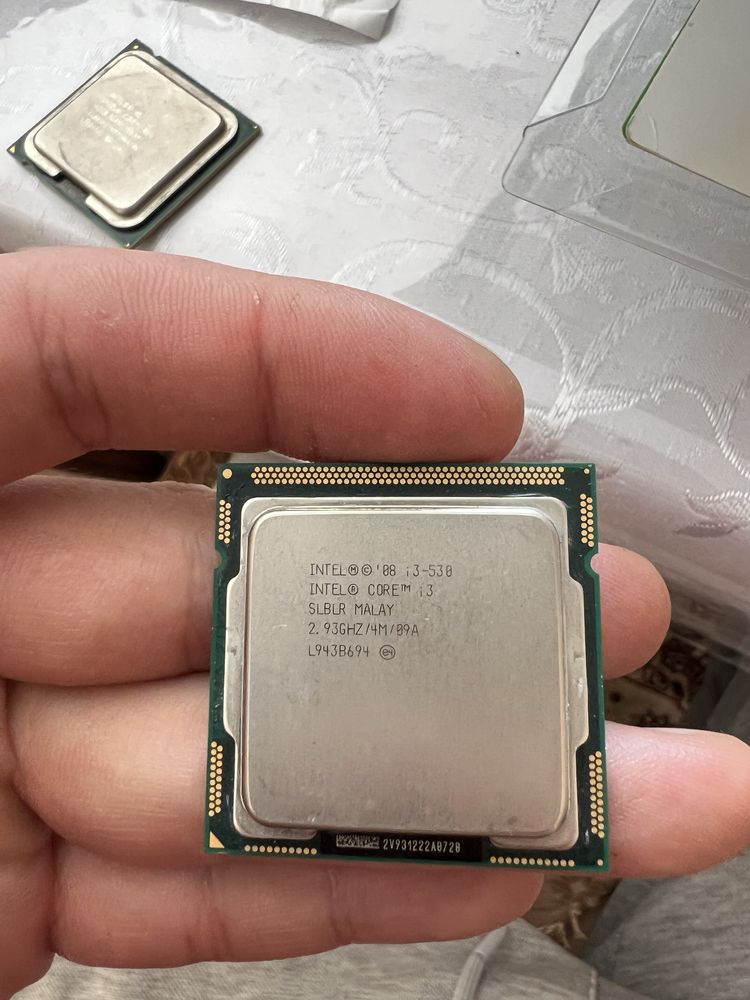 Процессор Xeon 1240 v6. Аналог i7 7700. Сокет 1151. 4 ядро 8 поток.