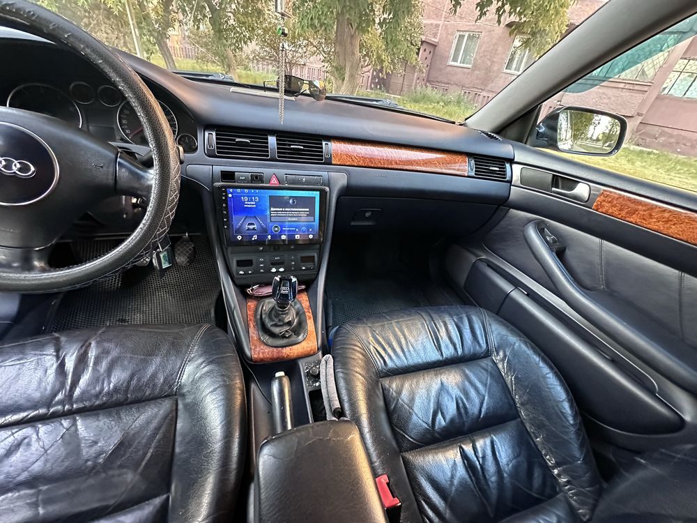 Продам автомобиль Audi A6 С5