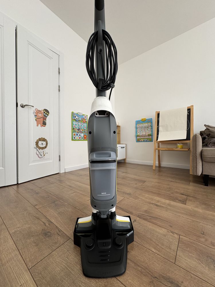Продам электрошвабру Karcher FC 5 б/у