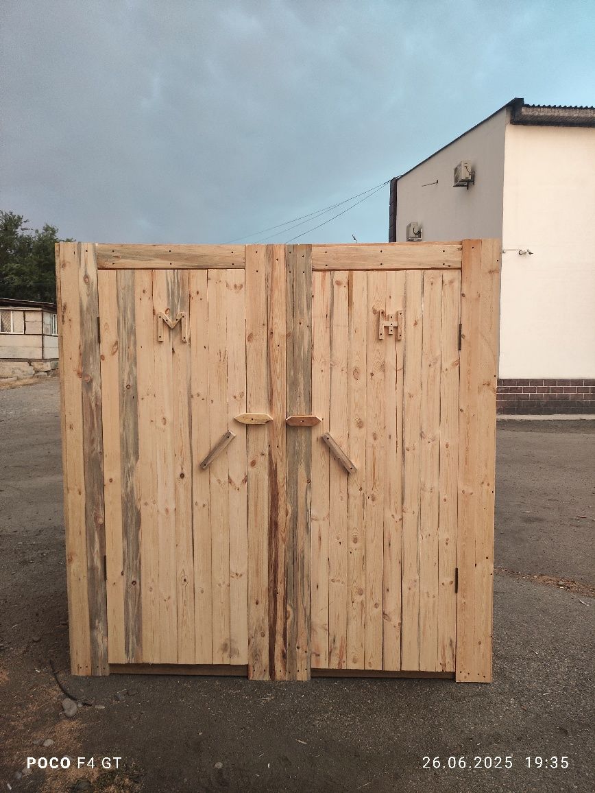 Продам уличные туалеты, душ и штакетники