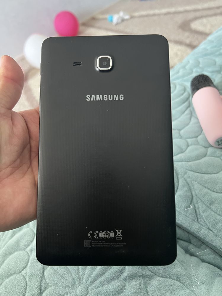 Планшет Samsung 7 дюйм