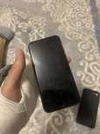 Продаю Iphone se 2020