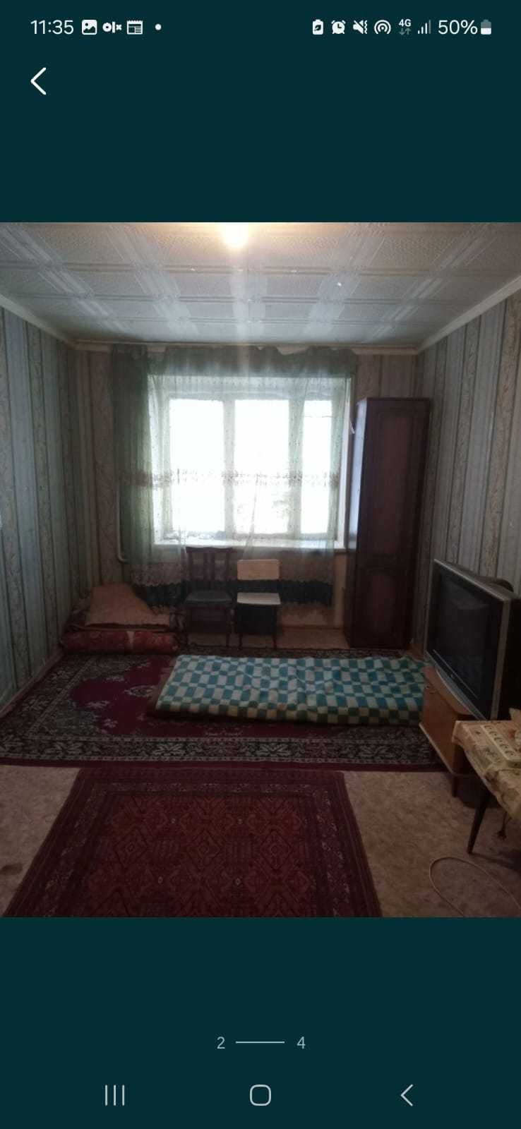 Комната на втором этаже малосемейного общежития