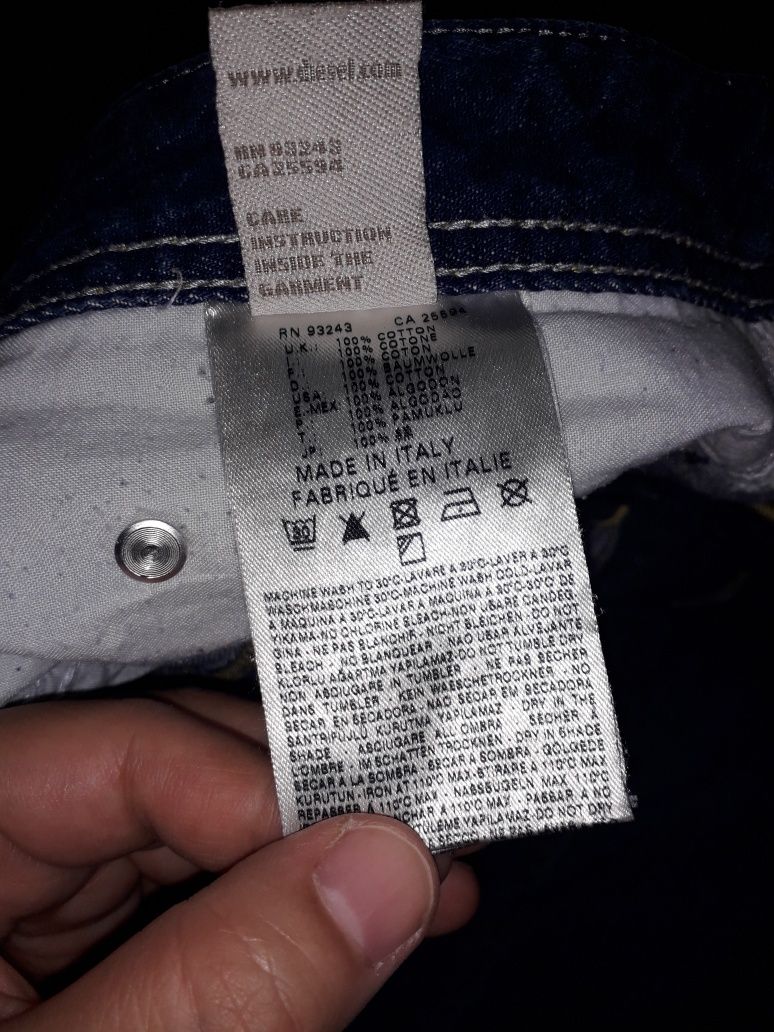 Мужские фирменные джинсы Diesel размер 33/32(Италия)