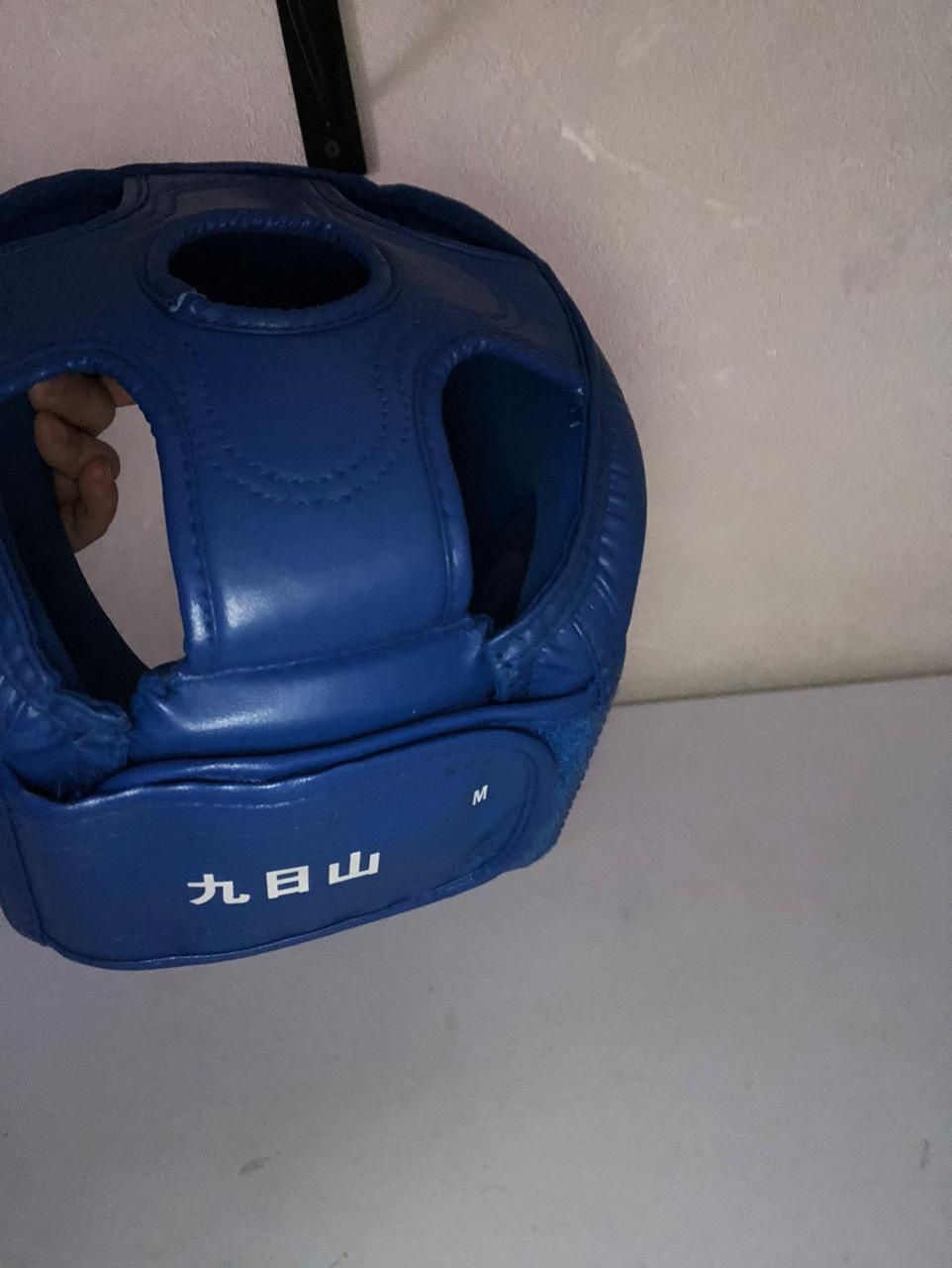 Продам шлем,Wesing,ориг,Размер-M,Цена-15к торг