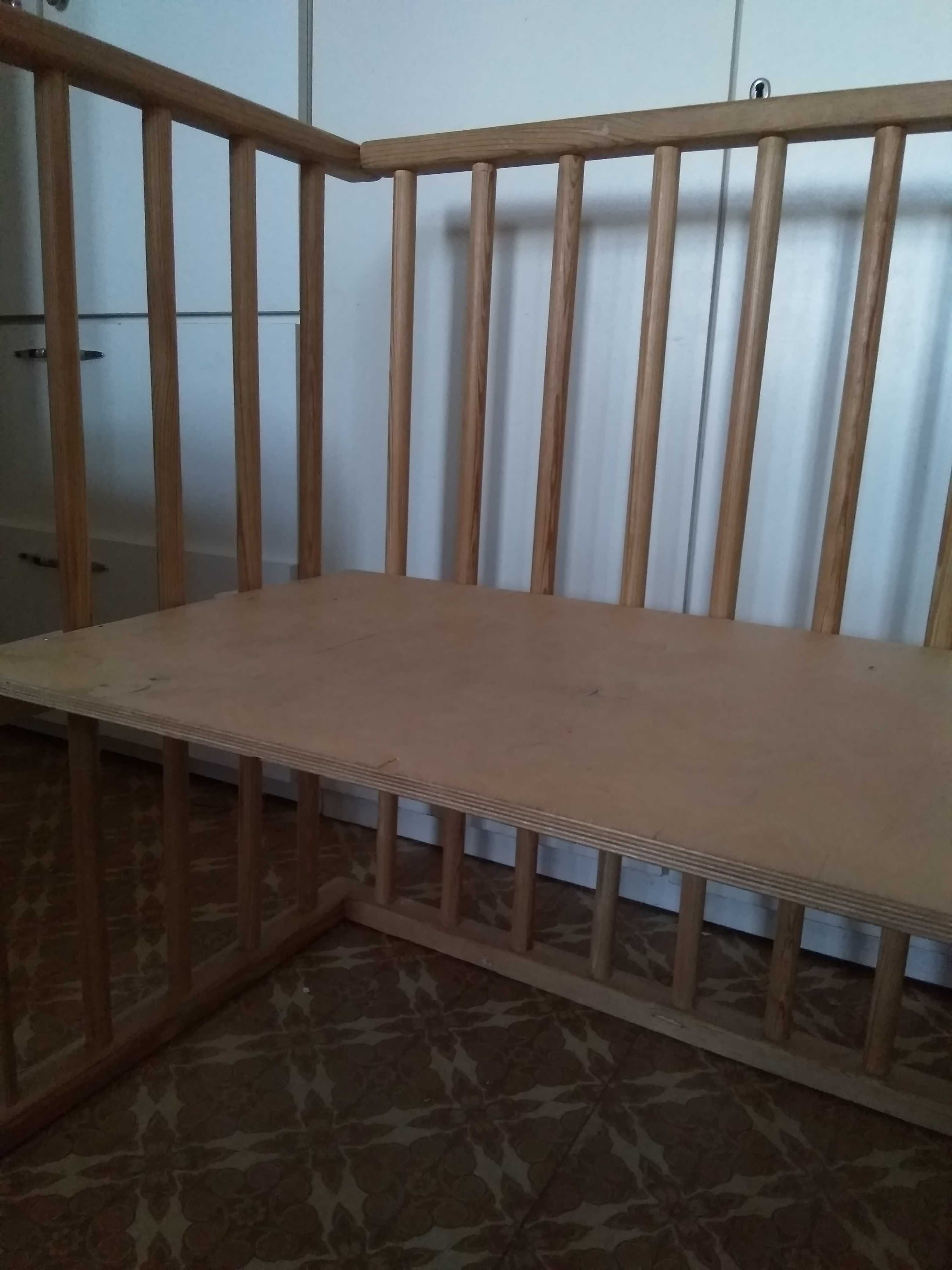 Продам детскую кроватку