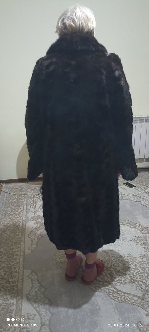 Продам шубу кускавой