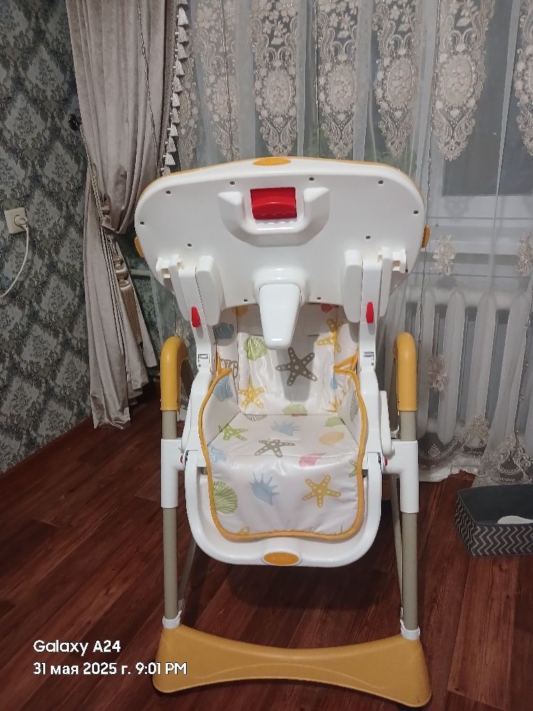 Продам стульчик для кормления