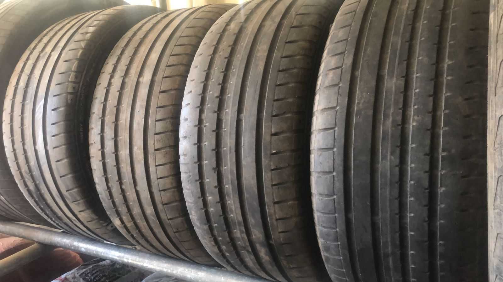 Продам комплект летней резины 255/35/R20