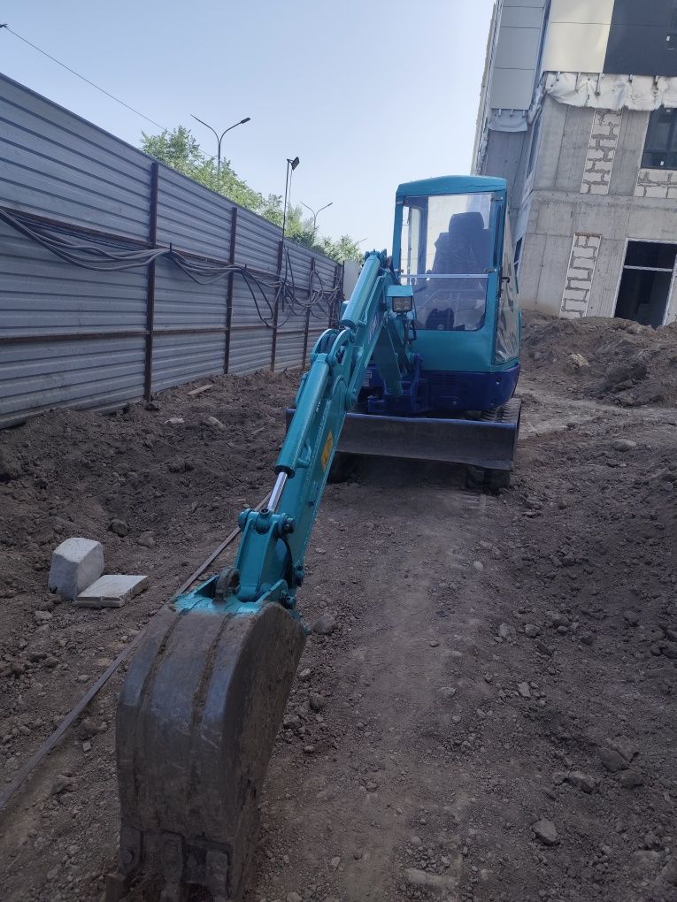 Миниэкскаватор IHI