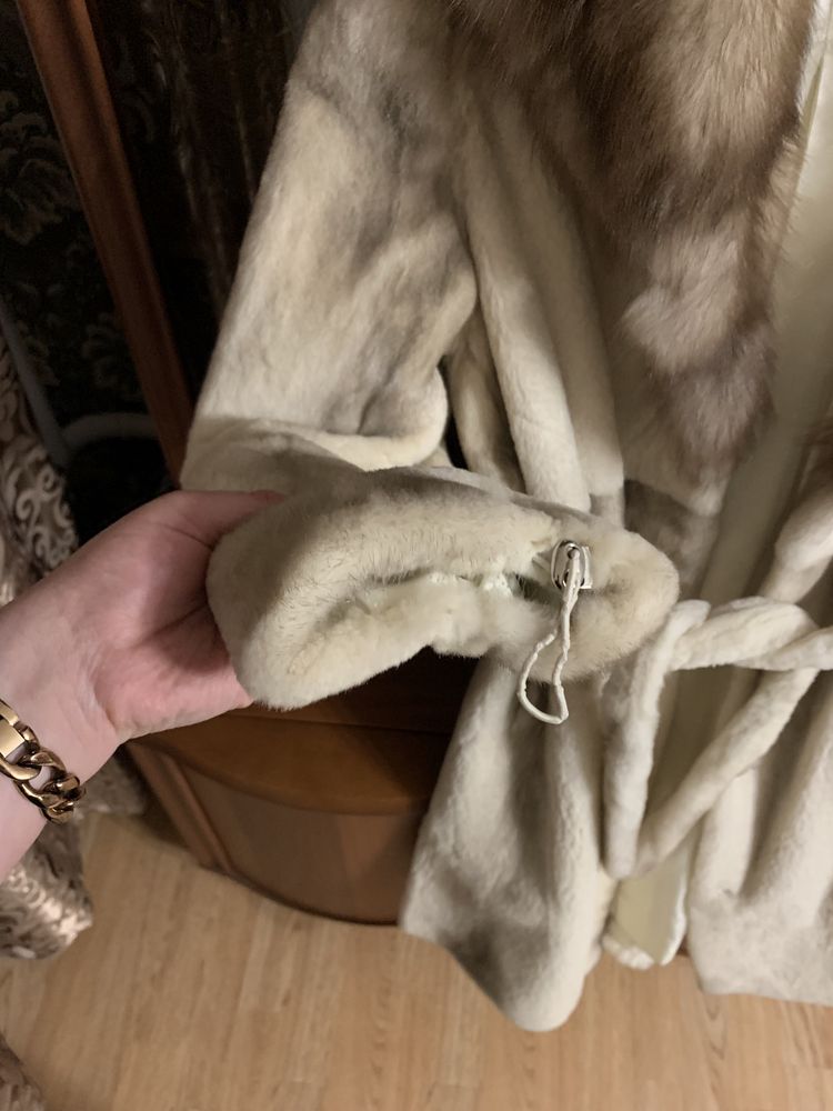 Продам норковую стриженную шубу!