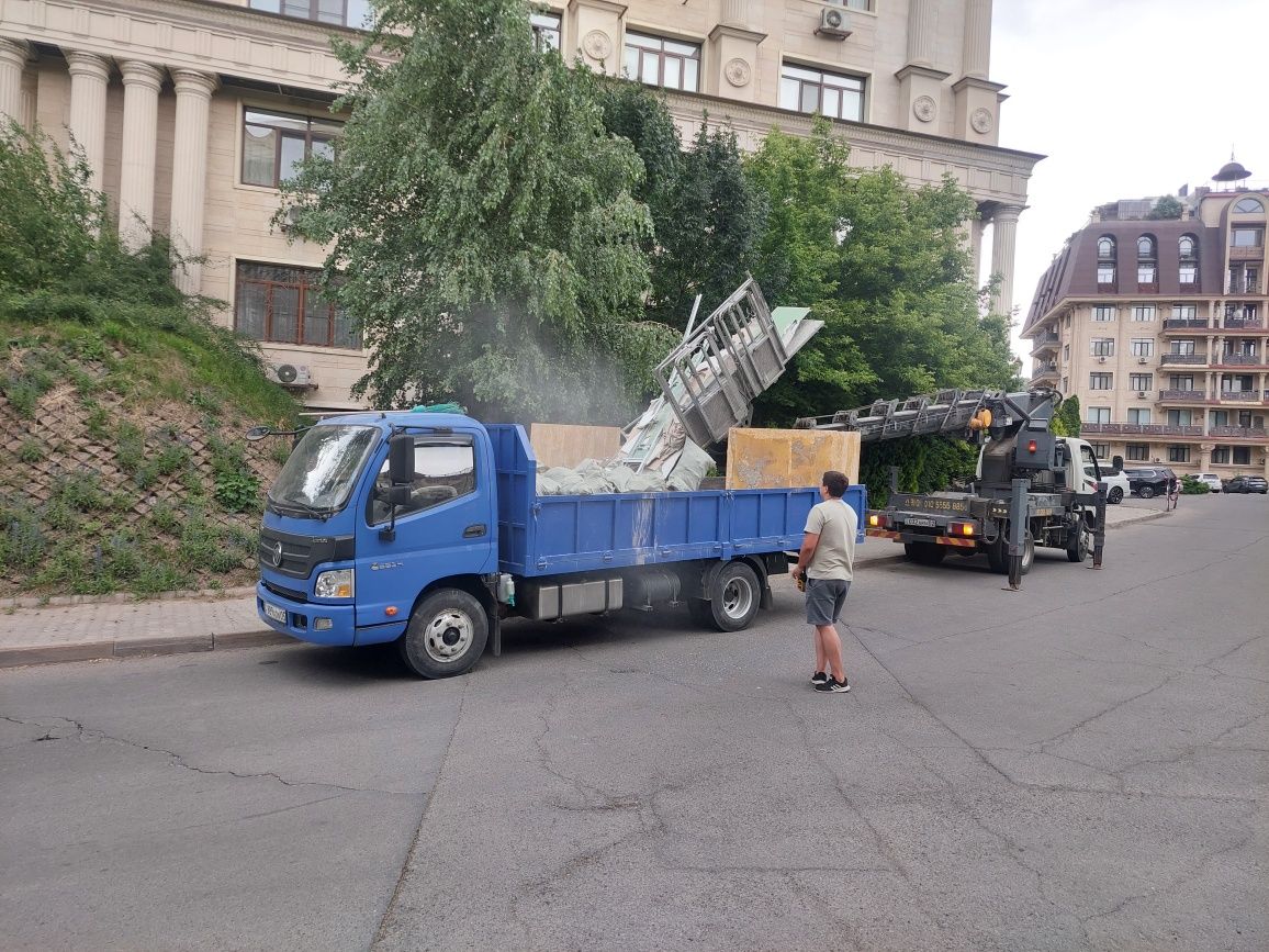 Вывоз мусор старый мебель уборка демонтаж