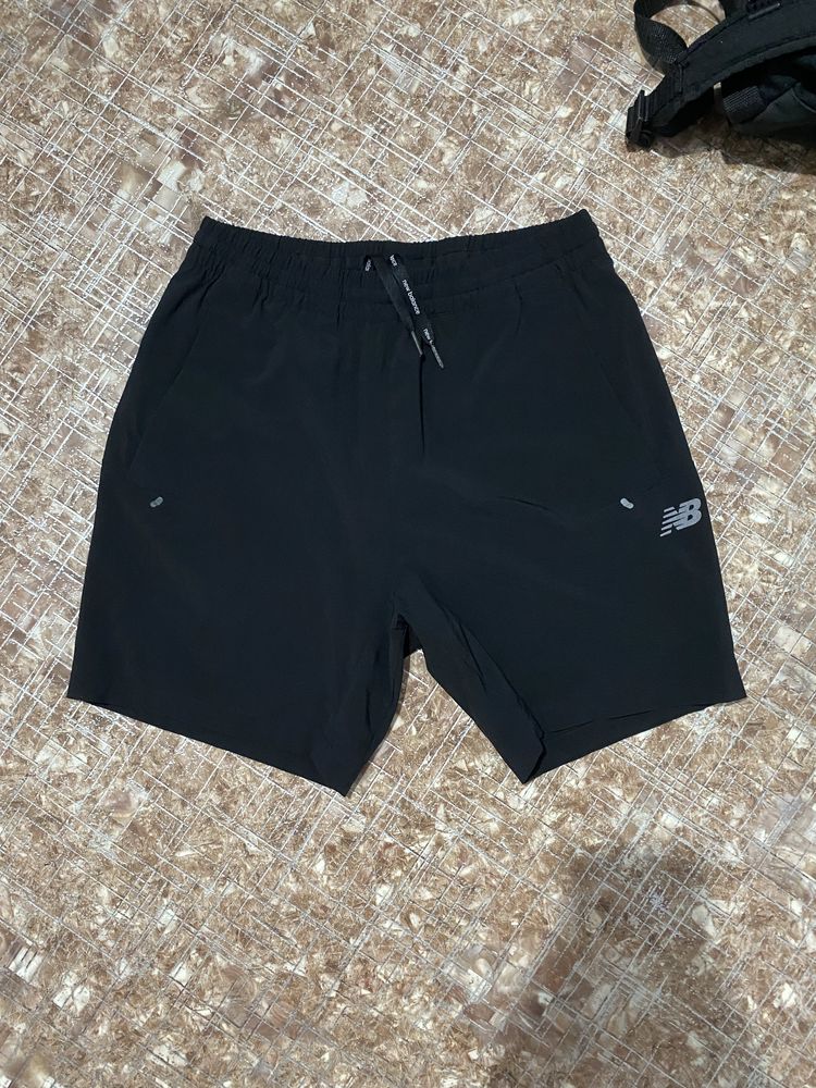 Оригинальные шорты new balance
