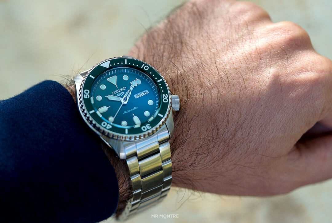 Мужские наручные часы Seiko 5 SRPD63K1 серебристые