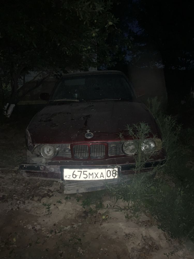 Бмв 520і 1992 года Куб 2.0
