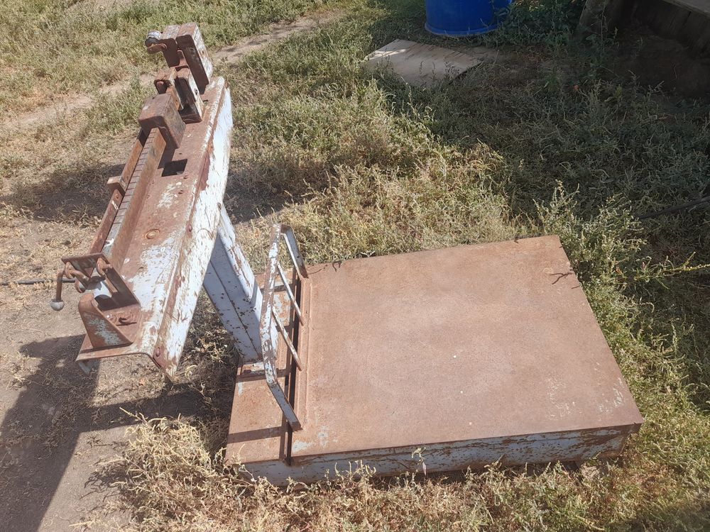 Продам весы советский 500кг