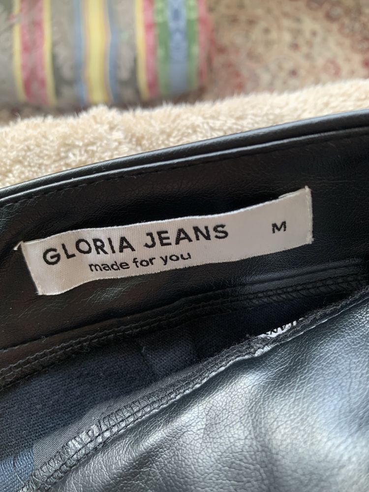 Продам абсолютно новую кожаную юбку Gloria Jeans