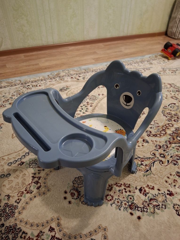 Продам новый стульчик для кормления 2в1