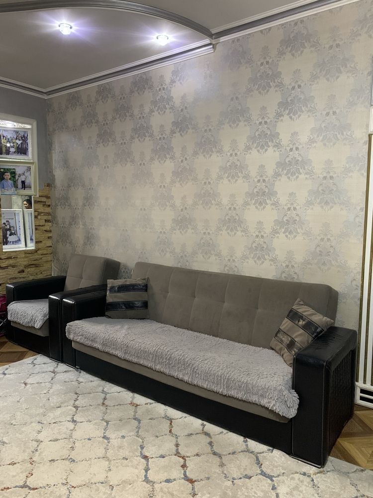Продам Диван б/у