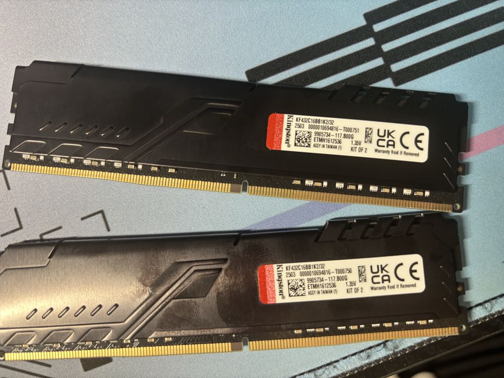 Оперативная память Kingston KF432C16BB1K2/32 32 Гб озу