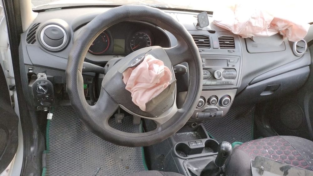 На разборе лада калина