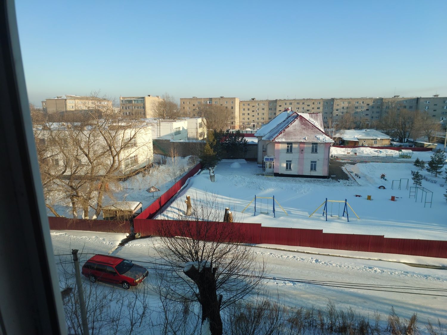 Продам 2х комнатную станция