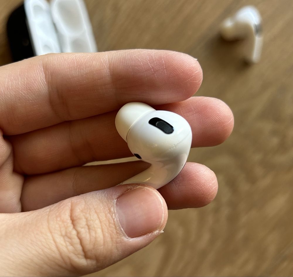 Наушники Apple Air Pods Pro (1st generation)