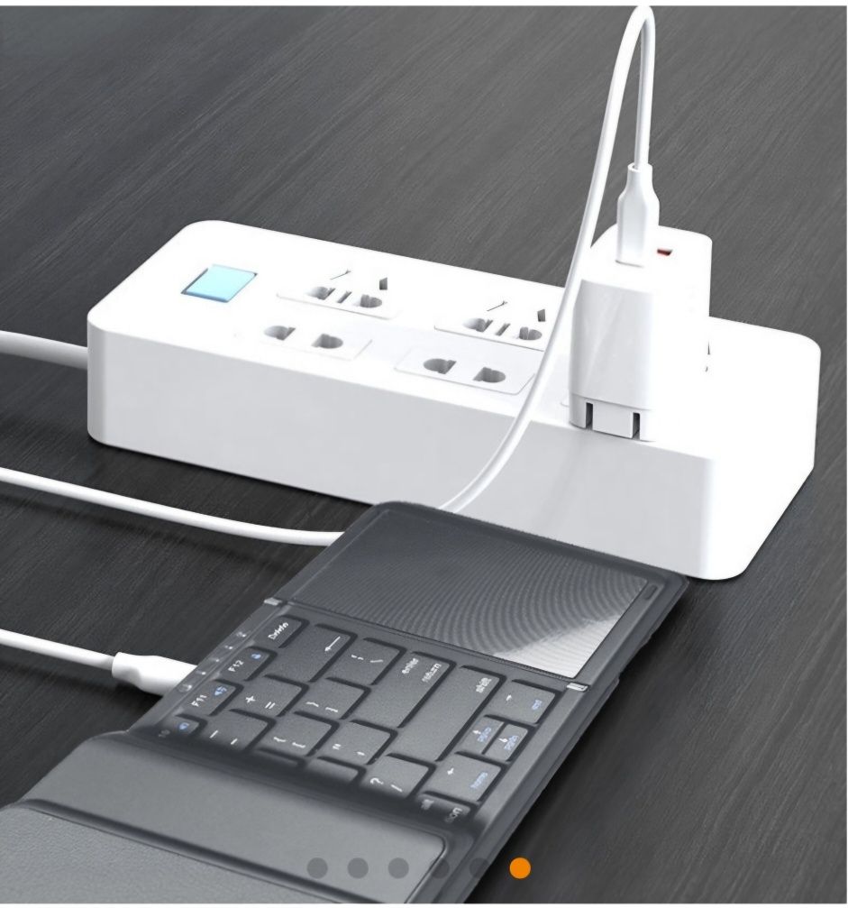 Беспроводная портативная складная игровая универсальная  Bluetooth-кла