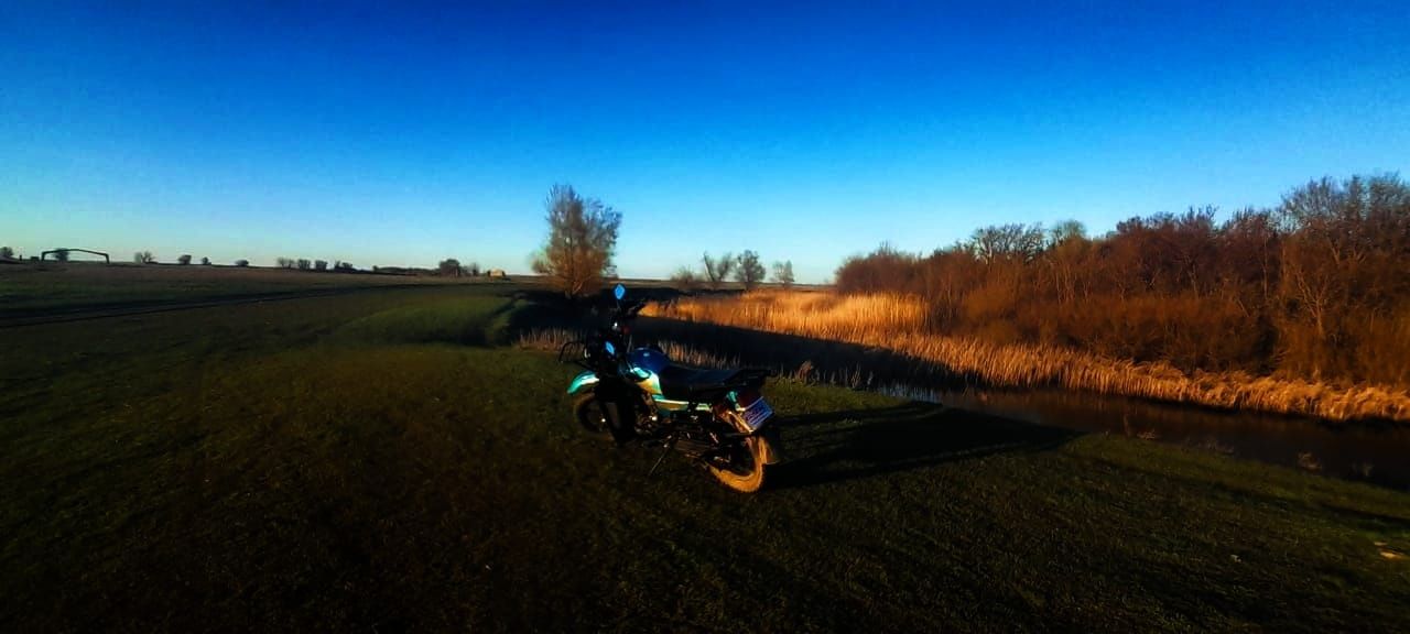 Матоцикл GSX,200 кубов