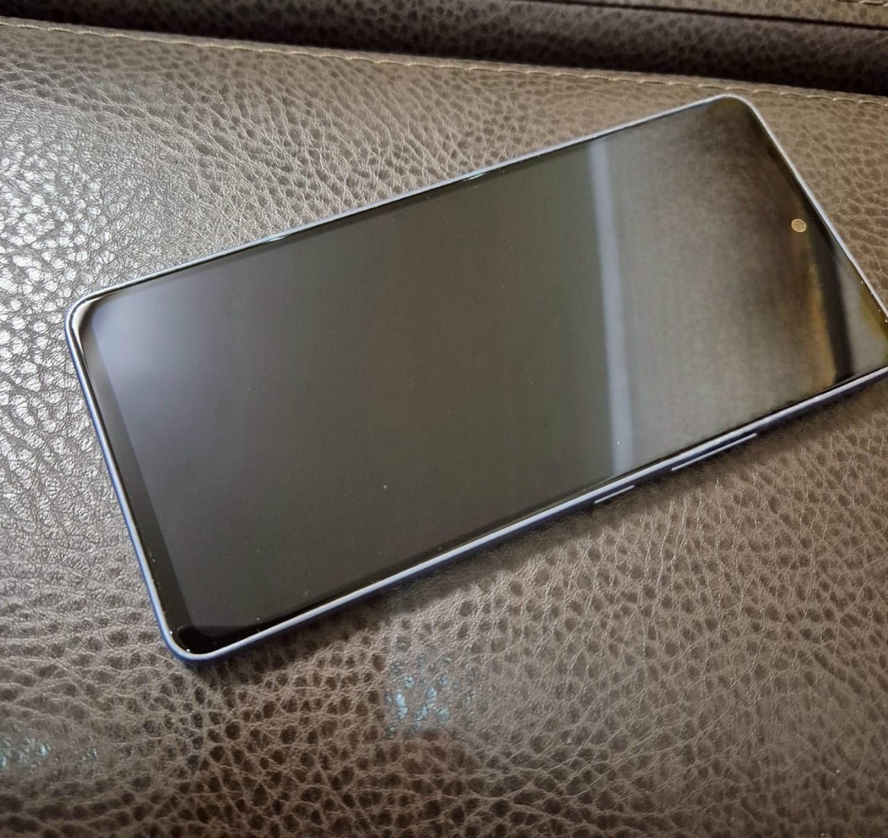 Samsung A53 с зарядным устройством