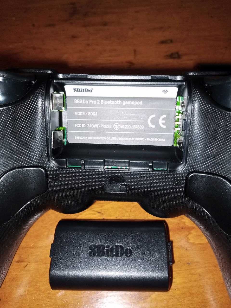 Геймпад 8BitDo Pro 2 (доп лепестки P1 и P2) — ПК, мобилки, Switch