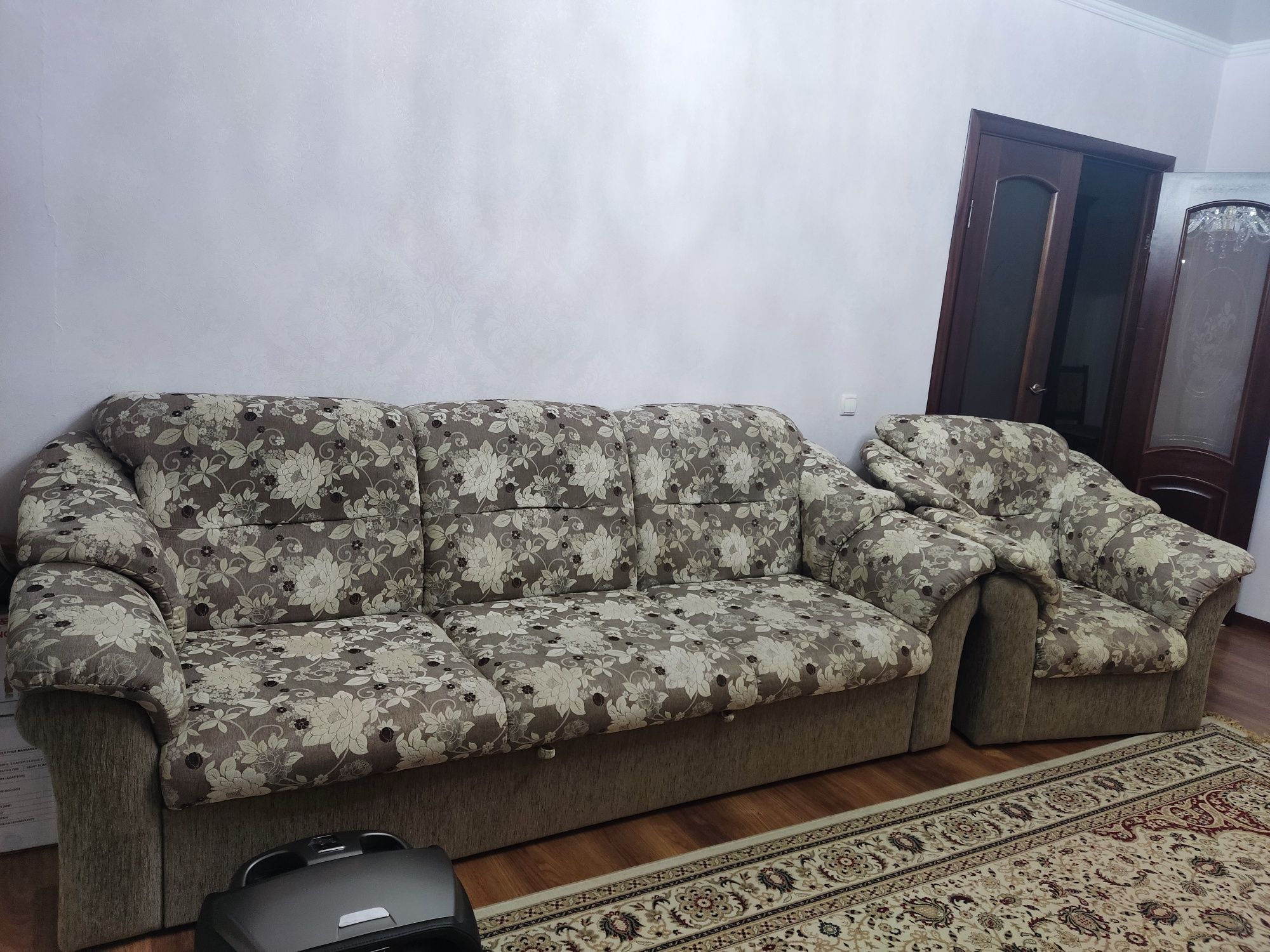 Продам диван белорусский