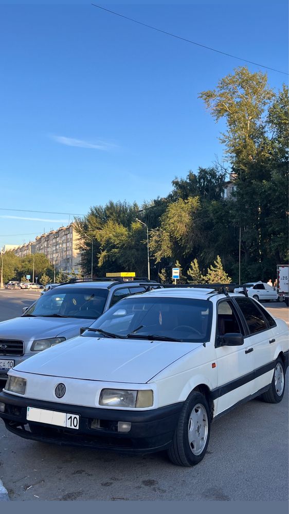 Продам передний бампер пассат б4