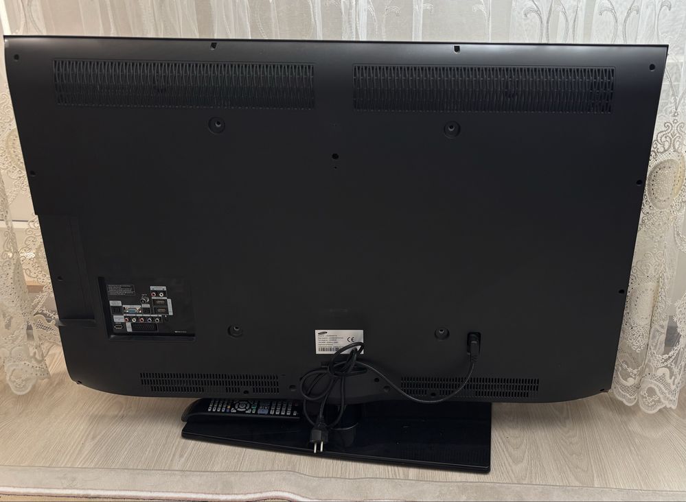 Продам телевизор Samsung