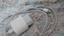 Продается зарядка iPhone оригинал