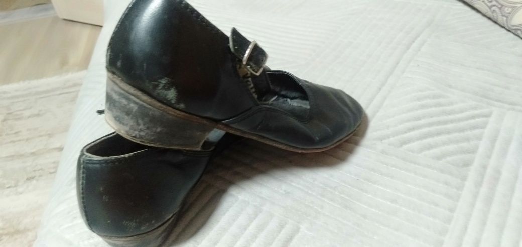 Продам туфли для танцев